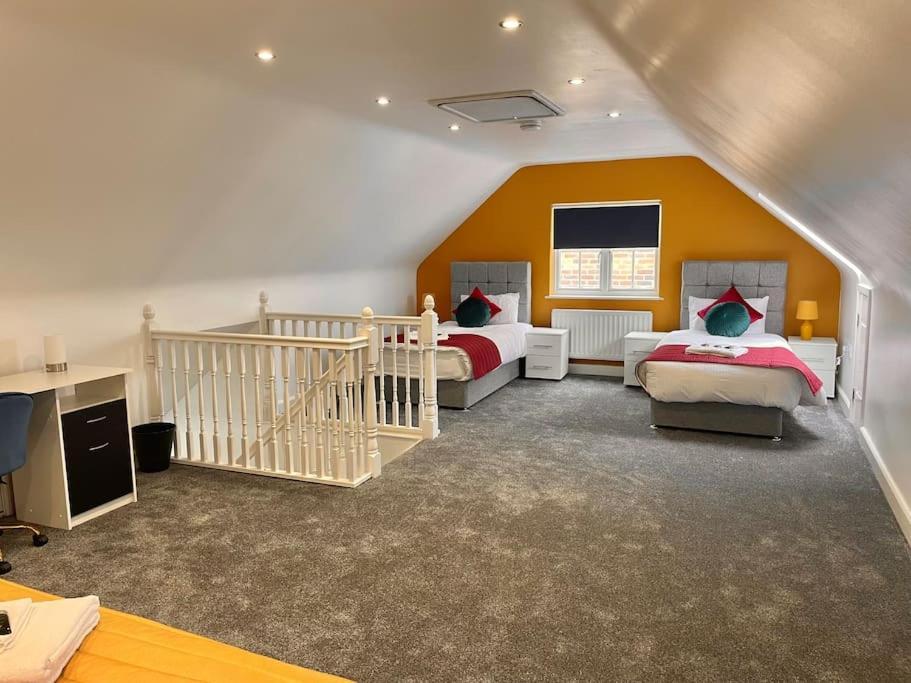 הורלי The Woodlands, Shortstay, Ideal For Families, Relocation, Contractors, Travel Stay מראה חיצוני תמונה